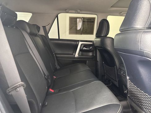 Used 2021 Toyota 4Runner Limited AWD/4WD image 29