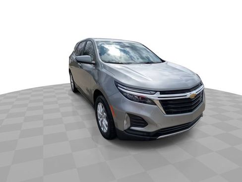 Used 2024 Chevrolet Equinox LT FWD image 4