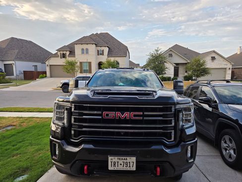 Used 2021 GMC Sierra 2500 AT4 w/ AT4 Premium Plus Package AWD/4WD image 13