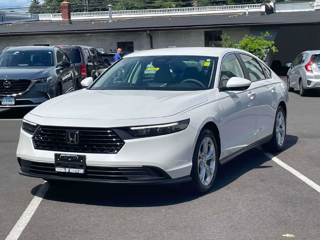 Certified 2024 Honda Accord LX image 3