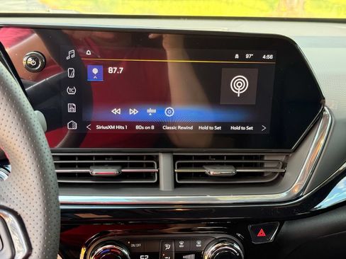 New 2026 Chevrolet Trax RS w/ Sunroof Package FWD image 18