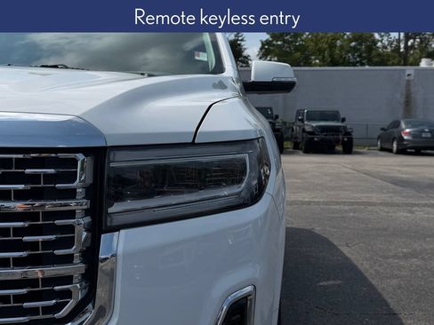 Used 2023 GMC Acadia Denali w/ Denali Ultimate Package FWD image 14