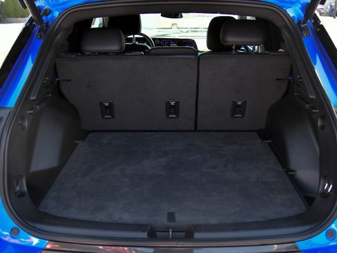 Used 2024 Chevrolet Equinox EV LT FWD image 47