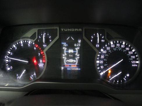 Used 2022 Toyota Tundra SR5 w/ Convenience Package RWD image 31