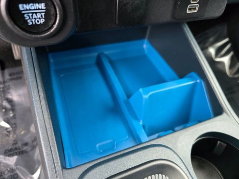 Used 2025 Ford Maverick XLT w/ Equipment Group 302A AWD/4WD image 26