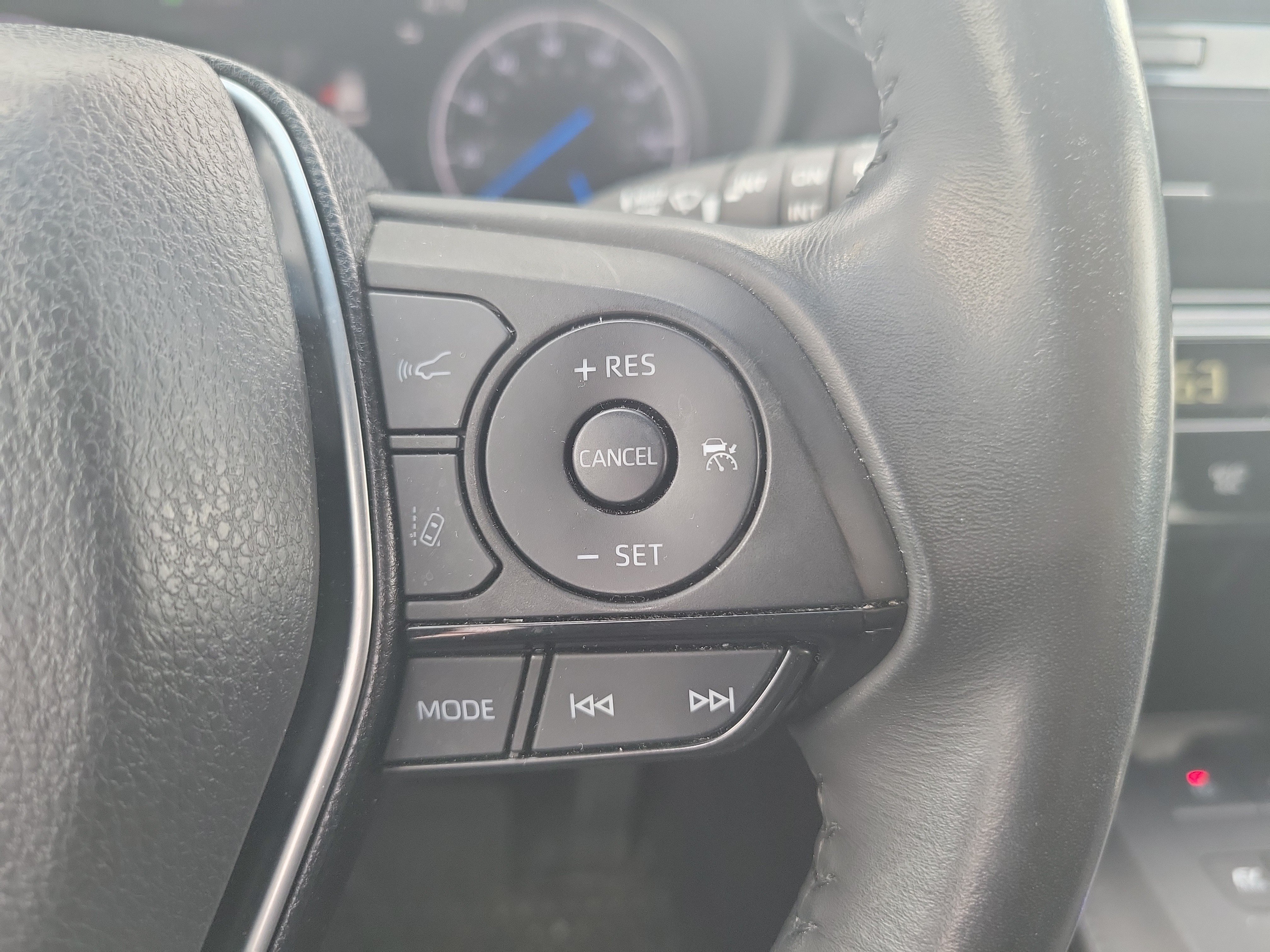Used 2023 Toyota Venza Nightshade AWD/4WD image 21