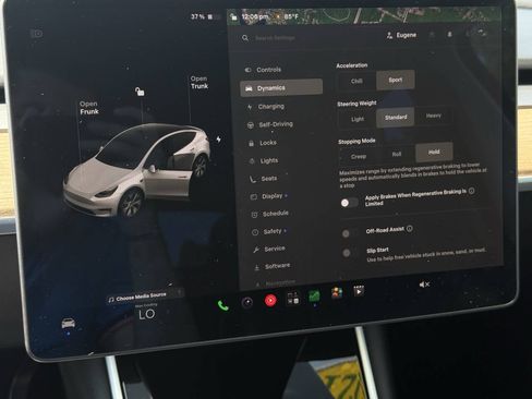 Used 2021 Tesla Model Y Long Range AWD/4WD image 22