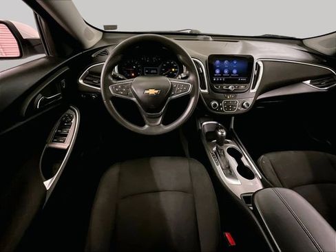 Used 2020 Chevrolet Malibu LT FWD image 5