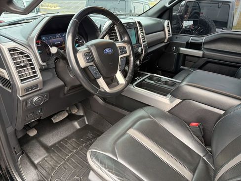 Used 2018 Ford F250 Platinum w/ FX4 Off-Road Package image 35