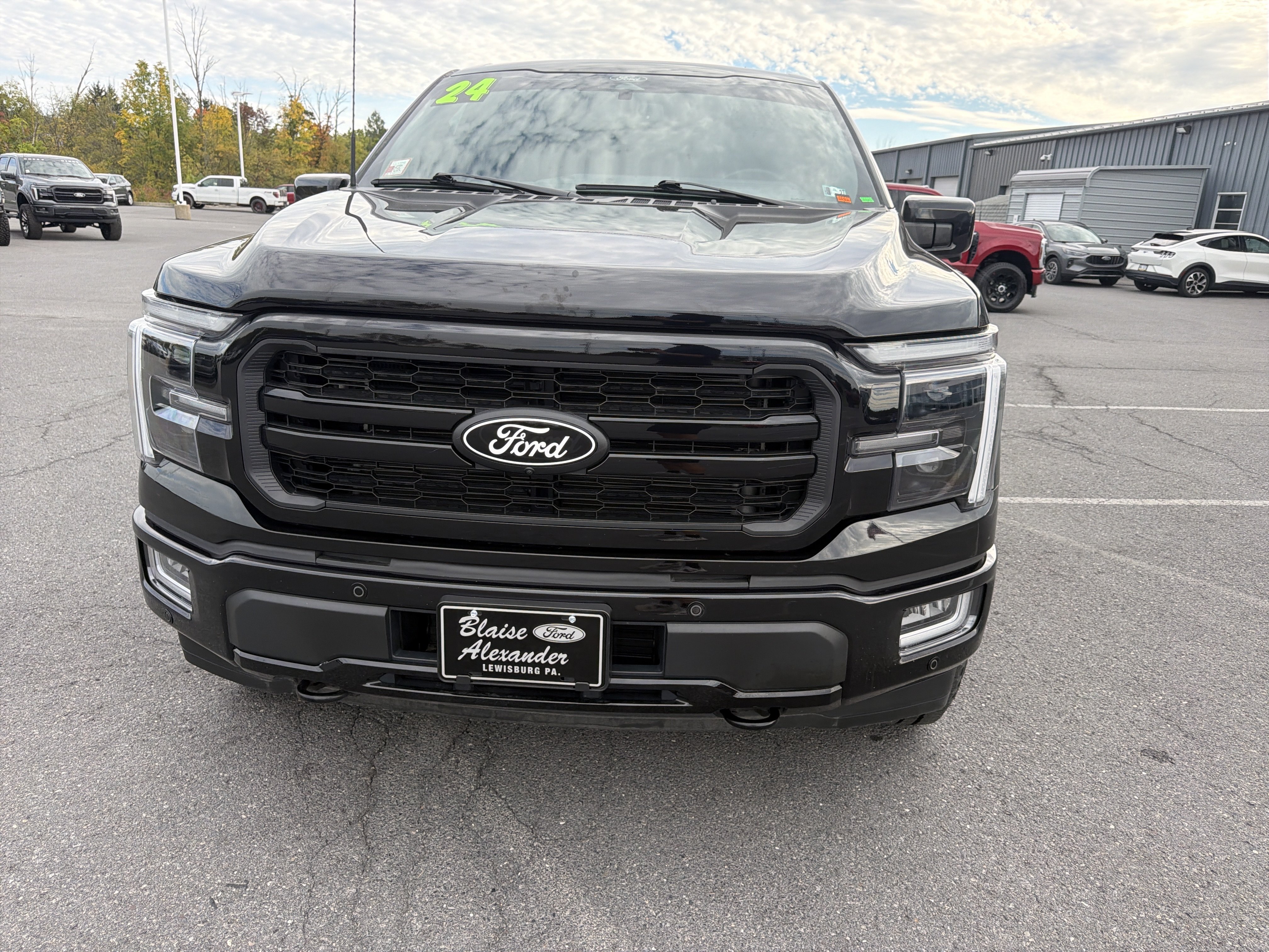 Used 2024 Ford F150 Lariat w/ Equipment Group 502A High AWD/4WD image 9