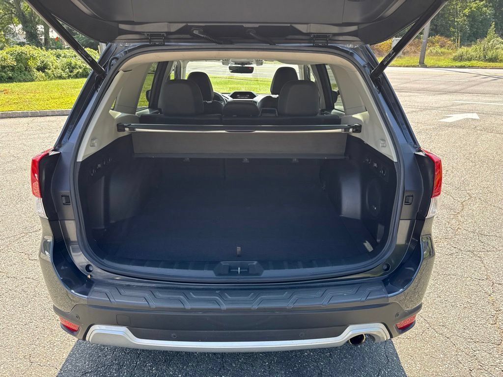 Used 2019 Subaru Forester Touring AWD/4WD image 11