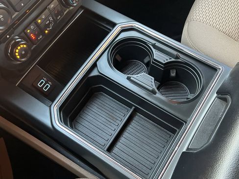 Used 2017 Ford F250 XLT w/ XLT Premium Package image 21