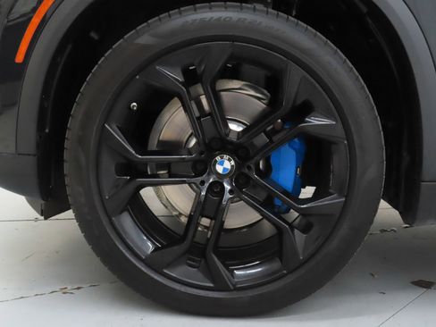Used 2023 BMW X5 xDrive40i w/ Premium Package AWD/4WD image 29