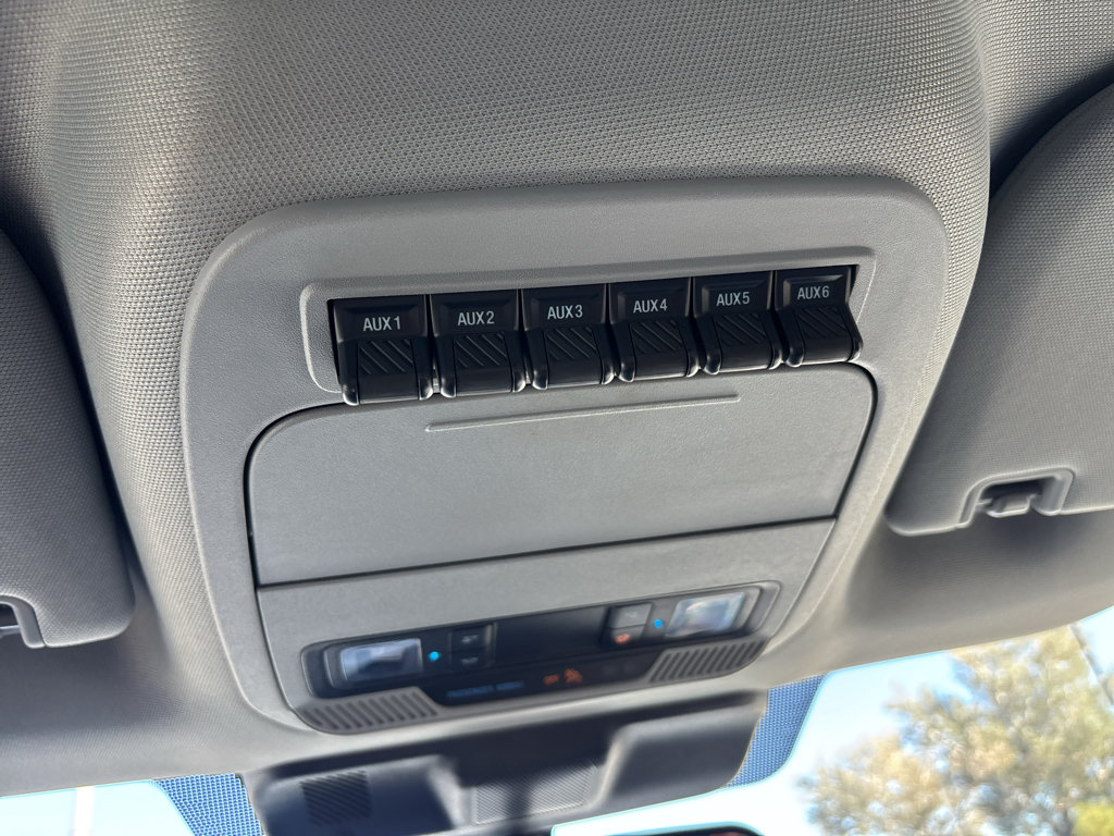 Used 2024 Ford F350 XLT w/ FX4 Off-Road Package AWD/4WD image 17