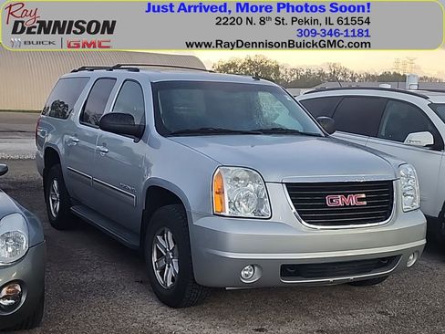 Used 2012 GMC Yukon XL SLT image 1