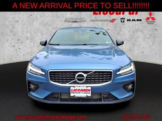 Used 2020 Volvo S60 T6 R-Design AWD/4WD video 2