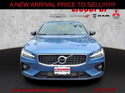 Used 2020 Volvo S60 T6 R-Design AWD/4WD image 2