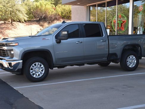 Used 2024 Chevrolet Silverado 2500 LT w/ All Star Edition AWD/4WD image 1
