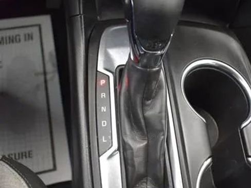 Used 2022 Chevrolet Equinox LT FWD image 35