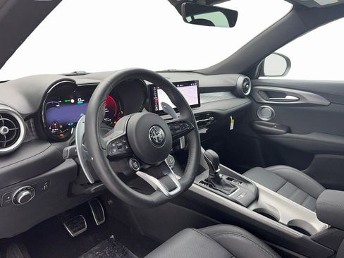 New 2024 Alfa Romeo Tonale Veloce AWD/4WD image 14