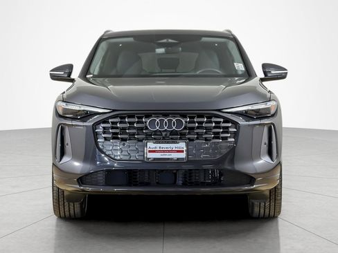 Used 2025 Audi Q5 Premium Plus w/ Premium Plus AWD/4WD image 8