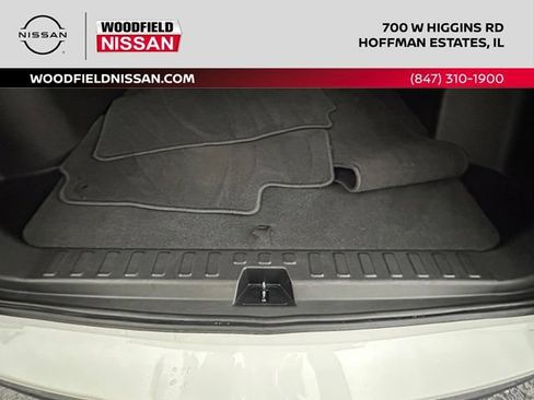 Used 2019 Chevrolet Equinox LT AWD/4WD image 16