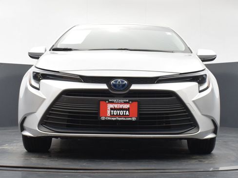 Used 2024 Toyota Corolla LE w/ LE Convenience Package image 30