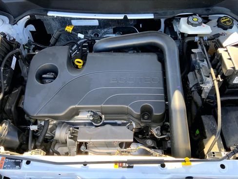Used 2024 Chevrolet Equinox LS w/ LS Convenience Package FWD image 31