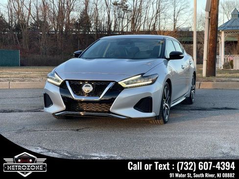 Used 2020 Nissan Maxima 3.5 SV w/ Floor Mat Group image 3
