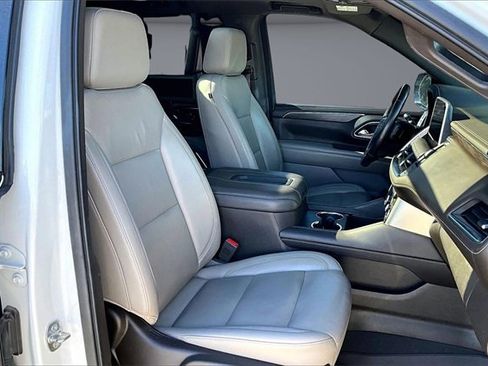 Used 2021 Chevrolet Tahoe Z71 w/ Z71 Off-Road Package image 30