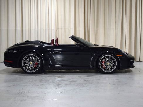 Used 2024 Porsche 911 Carrera 4S image 15