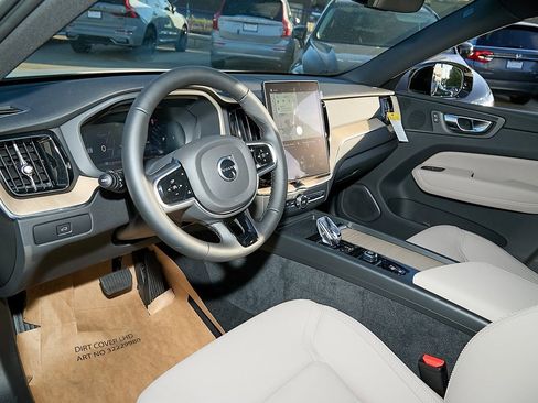 New 2026 Volvo XC60 B5 Plus w/ Protection Package Premier image 12