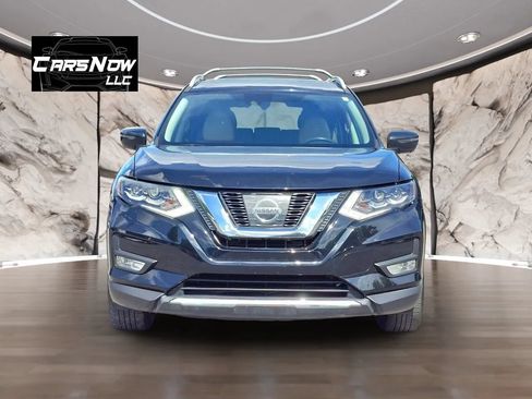 Used 2017 Nissan Rogue SL w/ SL Premium Package FWD image 2
