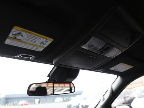 Used 2024 Nissan Frontier Pro-X w/ Technology Package image 16