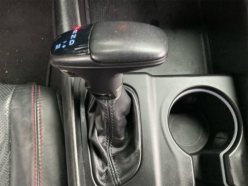 Used 2023 Dodge Durango GT image 35