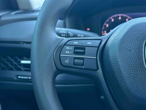 New 2025 Honda Accord SE image 19