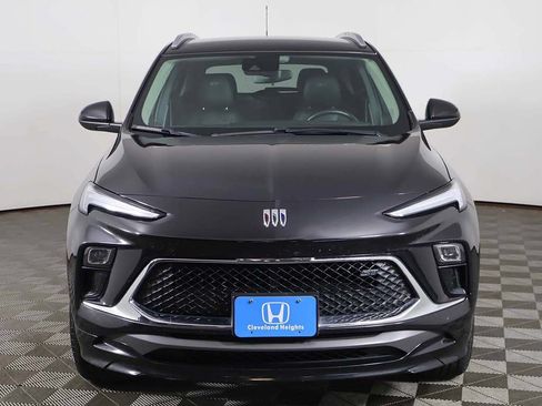 Used 2024 Buick Encore GX Sport Touring AWD/4WD image 9