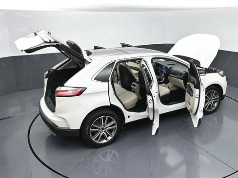 Certified 2024 Ford Edge Titanium AWD/4WD image 51