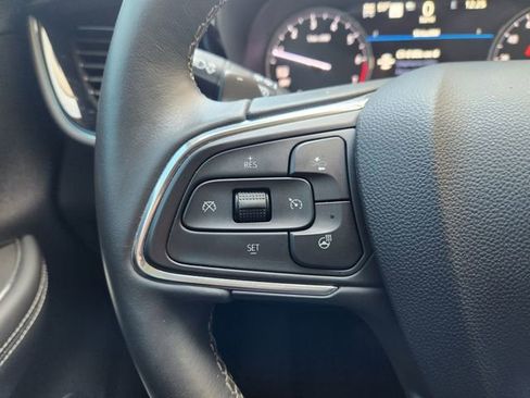 Used 2023 Buick Envision Avenir AWD/4WD image 30