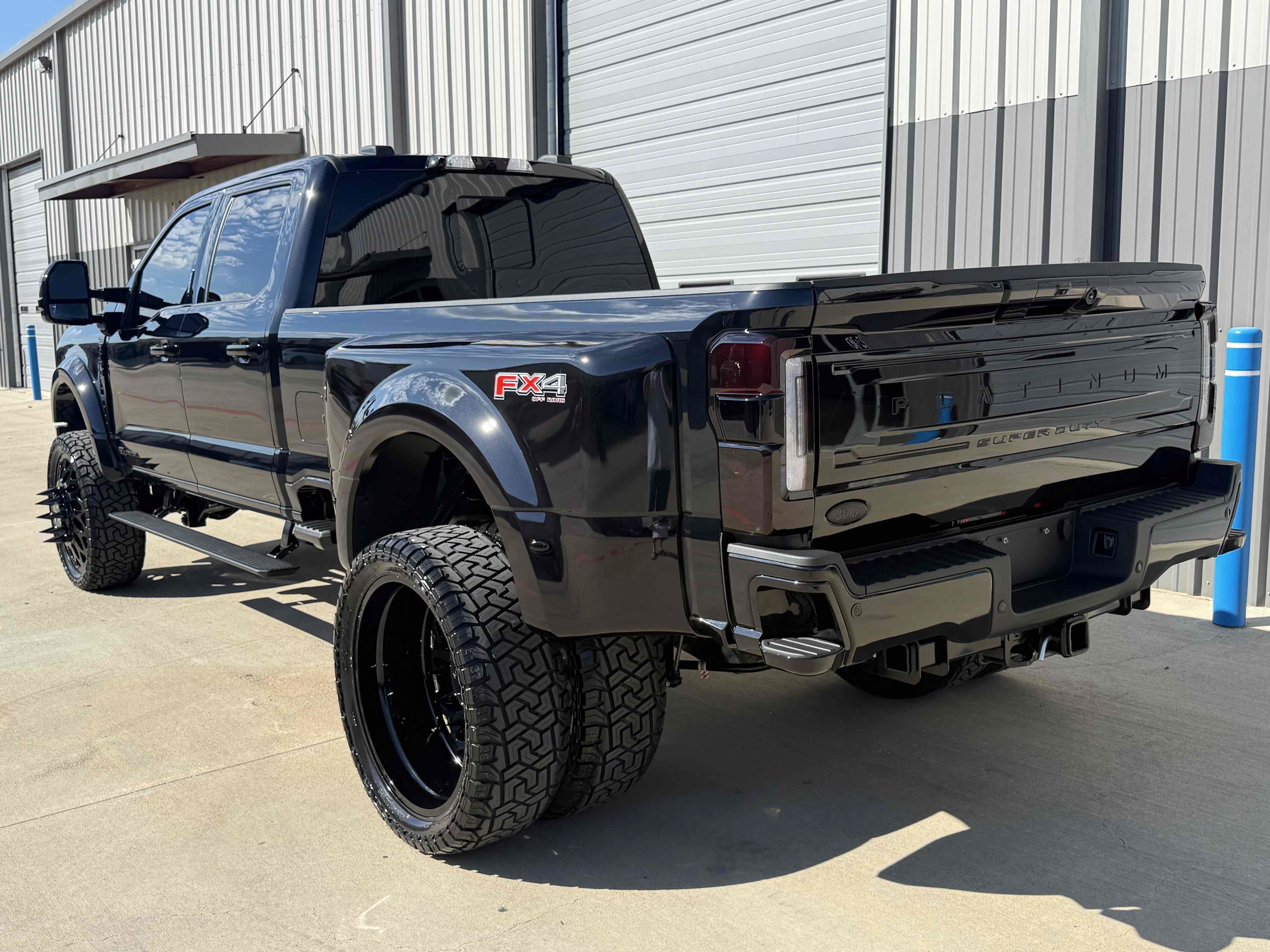 Used 2027 Ford F450 Platinum w/ Platinum Plus Package AWD/4WD image 8