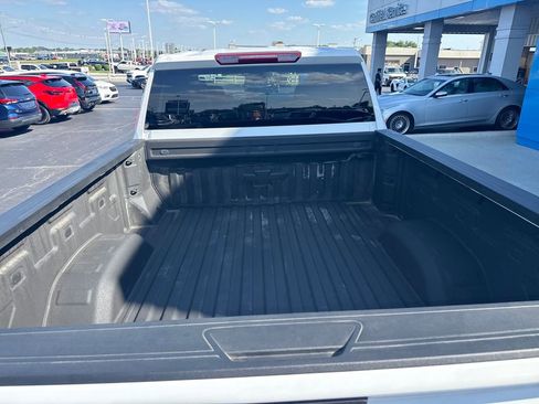Used 2024 Chevrolet Silverado 2500 LT AWD/4WD image 29