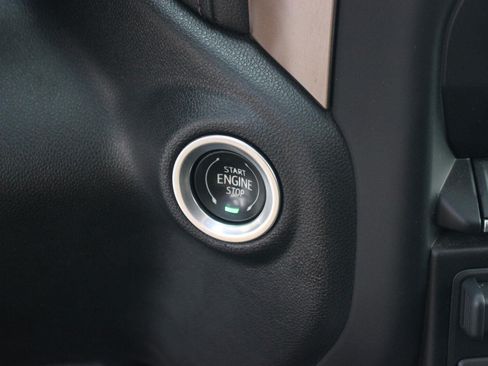 Used 2023 Chevrolet Silverado 2500 High Country AWD/4WD image 32