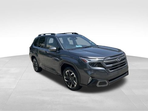 Used 2025 Subaru Forester Limited AWD/4WD image 8