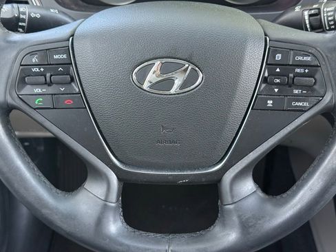 Used 2017 Hyundai Sonata Limited w/ Ultimate Package 04 FWD image 16