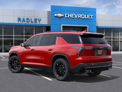 New 2026 Chevrolet Traverse LT w/ Midnight/Sport Edition AWD/4WD image 3