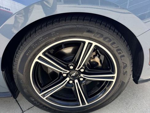 Used 2024 Ford Mustang Coupe RWD image 21
