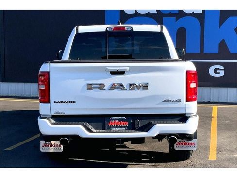 Used 2025 RAM 1500 Laramie w/ Sport Appearance Package AWD/4WD image 4