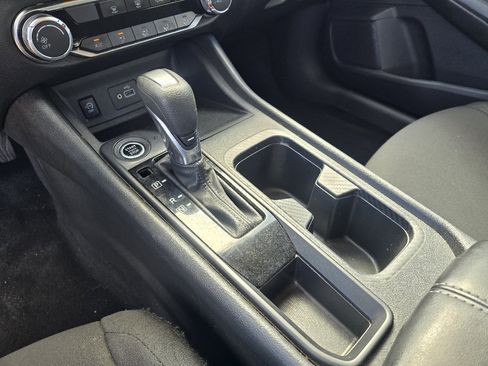 Used 2024 Nissan Sentra S FWD image 19