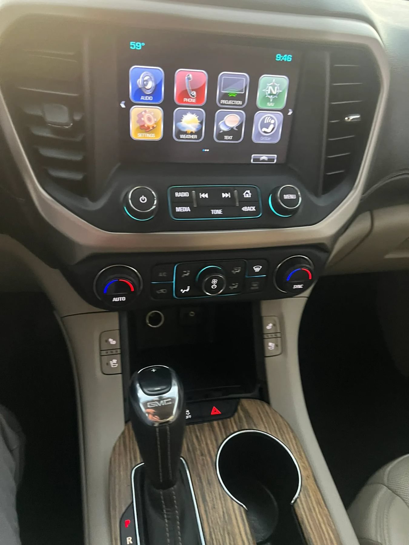 Used 2019 GMC Acadia Denali w/ Technology Package AWD/4WD image 19
