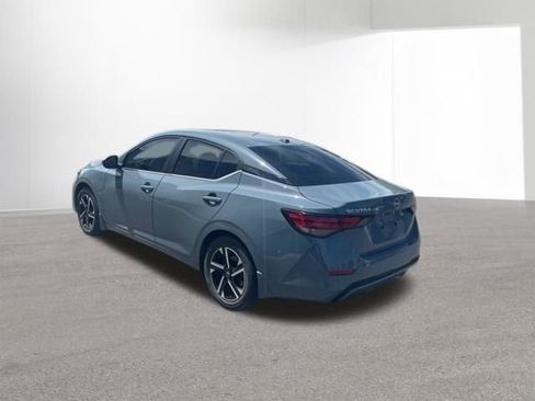 Used 2024 Nissan Sentra SV FWD image 7